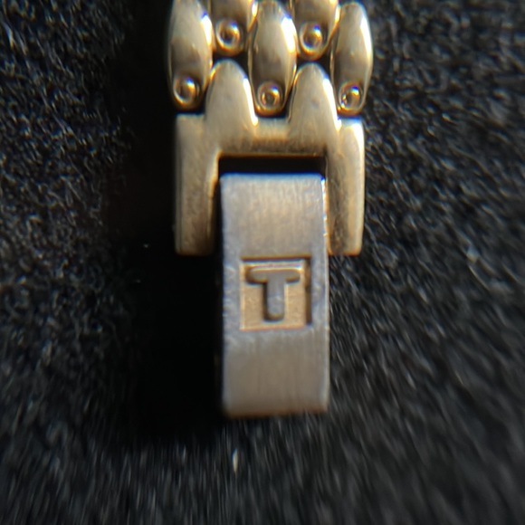 Tissot Swiss Made Matte Gold Tone Ladies Watch - Picture 4 of 14